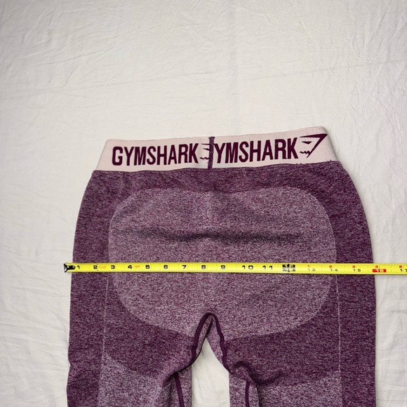 Gymshark Flex womens seamless athletic leggings in a purple - Picture 5 of 6